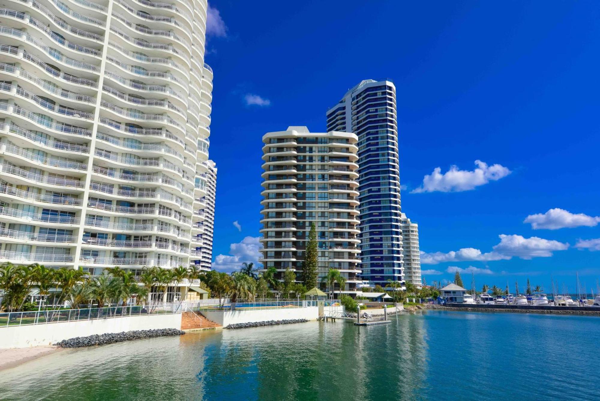 Broadwater Shores Waterfront Apartments Gold Coast Eksteriør bilde