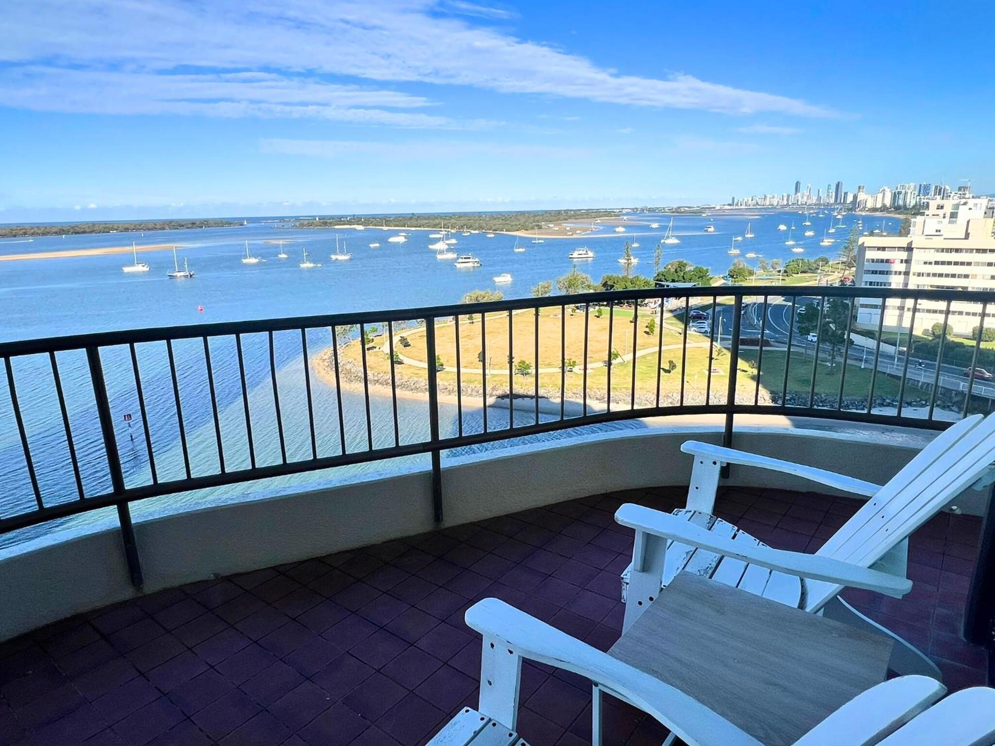 Broadwater Shores Waterfront Apartments Gold Coast Eksteriør bilde