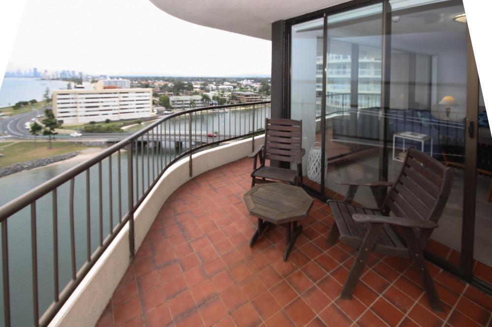 Broadwater Shores Waterfront Apartments Gold Coast Eksteriør bilde